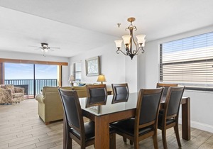 134 m² Condo ∙ 3 bedrooms ∙ 10 guests