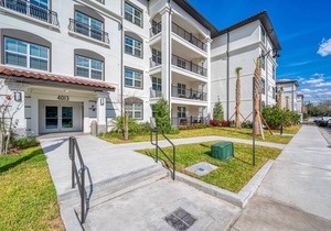 135 m² Condo ∙ 3 bedrooms ∙ 8 guests
