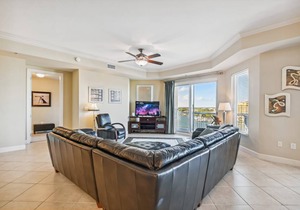 177 m² Condo ∙ 3 bedrooms ∙ 8 guests