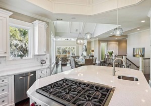 18 Sandhill Crane ~ Luxury 2nd Row Ocean Home in Sea Pines with Elevator!