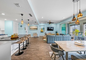 2/2 Peaceful Condo Located In Margaritaville