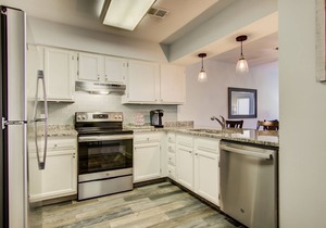 2 B, Three Bedroom Townhome | 3 Bed, 3 Bath