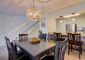 2 B, Three Bedroom Townhome | 3 Bed, 3 Bath