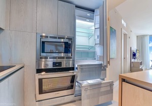 2 BDR Ocean and Pool View at 4111 S. Ocean