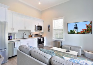 2 Bedroom 1 Bath Condo at Bayfront Suites & Marina - NO CLEANING FEE