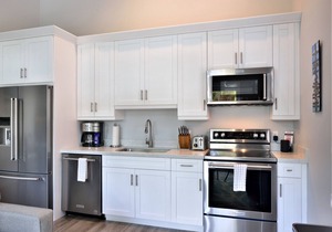 2 Bedroom 1 Bath Condo at Bayfront Suites & Marina - NO CLEANING FEE