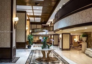 2 Bedroom Condo 327294 by Houzlet