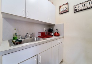 #2 Heated Pool, Private Patio & Grill, 1BR+sunroom