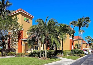 2-Star Hotel ∙ Extended Stay America Suites - Boca Raton - Commerce