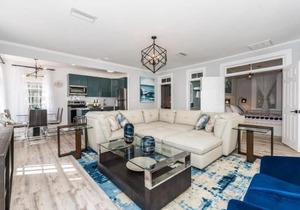 20 Hypolita - Luxury Downtown Apartment