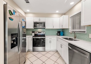 ⭐200yds to Beach-Pool-Pretty Updates-Multiple Balconies-2BR Gulf Winds East #35⭐