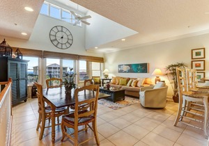 204 m² Condo ∙ 3 bedrooms ∙ 6 guests
