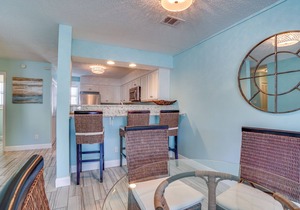 2BR 2.5 Bath Gulfview Across from Pompano Joes