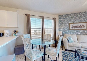 2nd Floor coastal condo, Steps to the gulf, Quick drive to entertainment