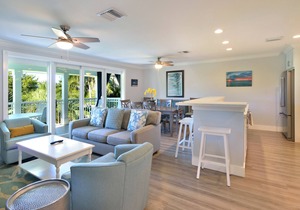 3 Bed 3 Bath Condo @ Bayfront Suites - NO CLEANING FEE (Non-Waterfront)