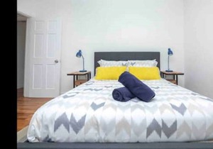 3 Bed house with pool in Hollywood
