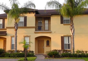 3 bedroom villa (Sleeps 8) in a tropical Tuscan style resort near Disney