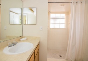 3 Bedrooms - Communal Pool - Resort Amenities - Royal Palm Bay