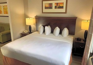 3-Star Hotel ∙ Country Inn & Suites by Radisson, Jacksonville West, FL