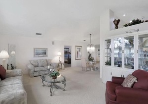 316 Edgewater Court
