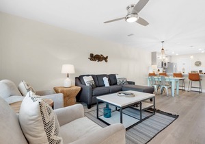 ⭐350yds 2 Beach-Community Pool + Grill-2BR Sandprints E10⭐