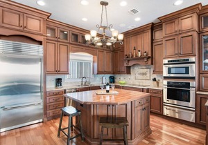 3BR/3BA ~ ON THE BEACH! Sleeps 9 ~ Huntington By The Sea