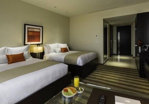 4 Spacious Rooms, Minutes Drive to Downtown Miami & Miami Seaplane Base!