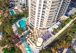 4-Star Hotel ∙ DoubleTree by Hilton Ocean Point Resort - North Miami Beach