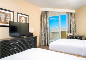 4-Star Hotel ∙ DoubleTree by Hilton Ocean Point Resort - North Miami Beach