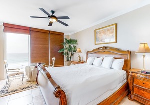 4th Floor Condo Gulf Front, Pool, Grill, Large Balcony