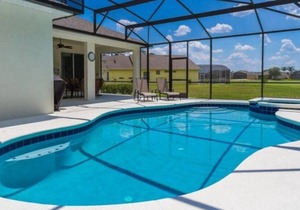 5 Bedrooms / 3 Baths / Ridgewood Lakes (1316 RL)