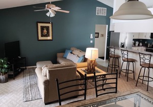 5 * Fantastic Private Villa! Disney 12 mins! Pool not overlooked! Hot tub!