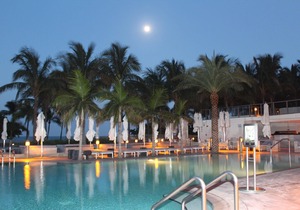 5 Star★★★★★Ocean Front Suite 1478 Sq Ft living 2 BR plus 2 large Balconies