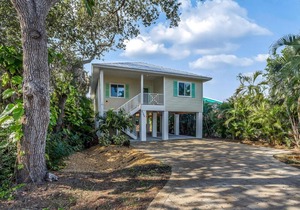 5350 Palmetto Street by Coastal Vacation Properties