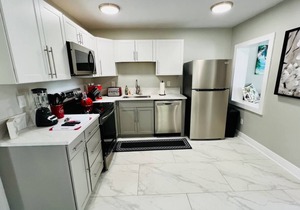#7 Heated Pool, Private Patio & Grill