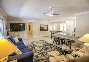 7965 Estero - Paradise Point
