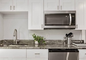 7B Newly Renovated Studio at Coastal Cottages