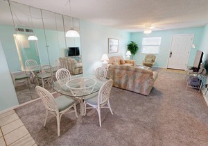 91 m² Condo ∙ 2 bedrooms ∙ 8 guests