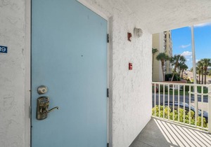 9300BAYSIDE19NICO - Bayside 19