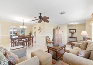 9434LAKESIDEVIMH - Lakeside House