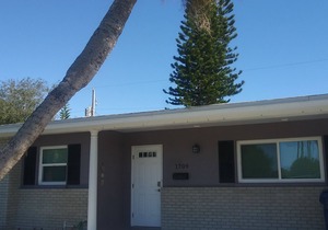 A two bedroom condo located in Venice minutes away from spectacular beaches