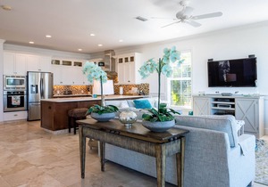 Absolutely Perfect Private Beach Front Pool Home