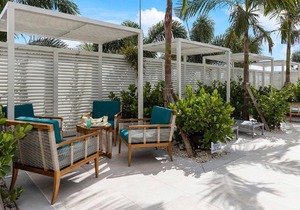 Accessible King-Bed Room w/Balcony, High-Speed Internet, & Neal Preserve Views