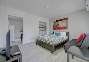 Adorable private apartments in the Heart of Miami!
