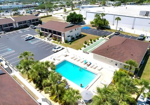 Affordable Relaxation at Palm Manor