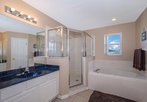 Afternoon Delight - 6BR Villa with Private Pool and Backyard
