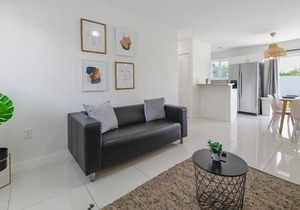 Amazing Brand New Duplex 3 Bedrooms/2 bathrooms