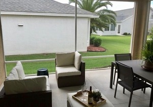 Amazing Location! Close To Lake Sumter Landing! 3Bdrm Villa W/Golf Cart & BBQ