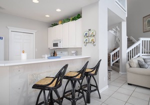 Amazing Marina and Bayfront Views! Coastal Decor, Walk to Pool, Tram to BEACH