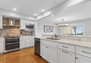 Amazing Ocean Views, 4 bed/4 bath, 1420 Windsong